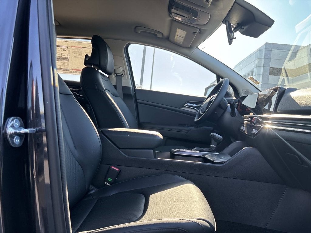2027 Kia Sportage EX