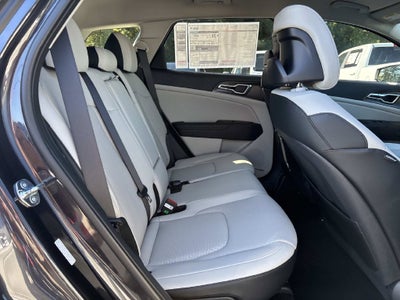 2027 Kia Sportage EX