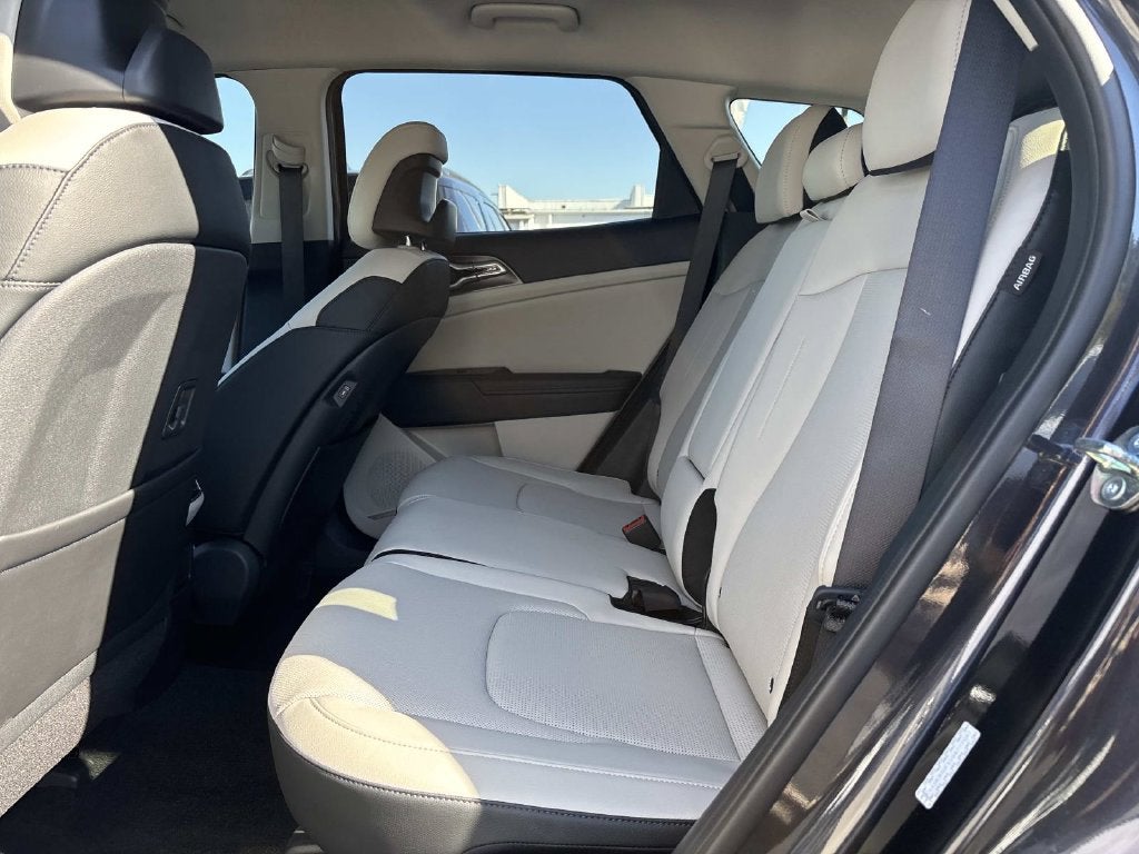 2027 Kia Sportage EX