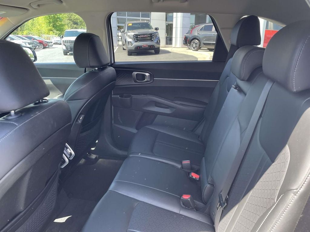 2023 Kia Sorento S
