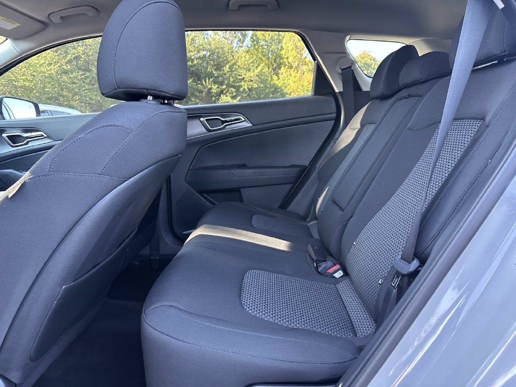 2027 Kia Sportage Hybrid S