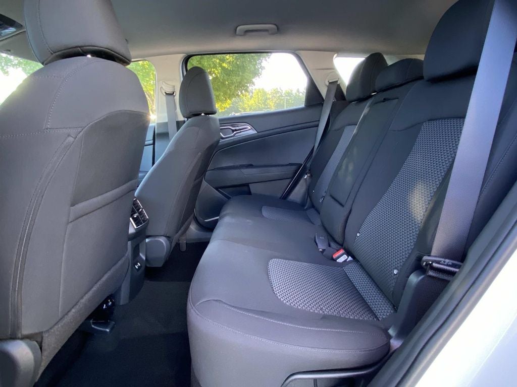 2027 Kia Sportage Hybrid LX