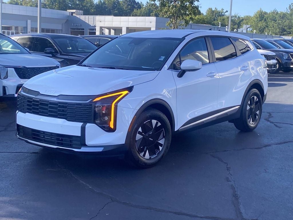 2027 Kia Sportage Hybrid LX