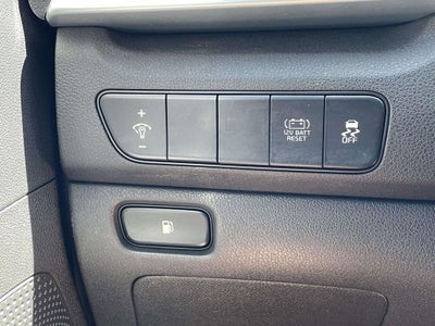 2022 Kia Niro LX