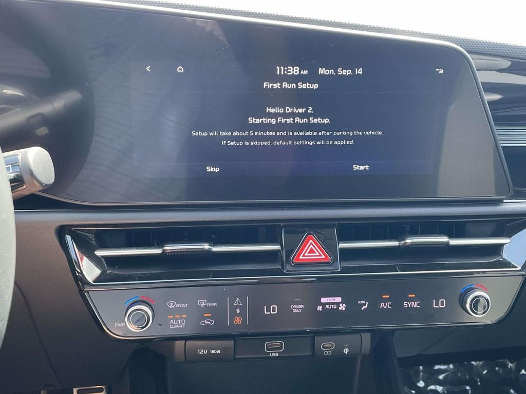 2024 Kia Niro EX Touring