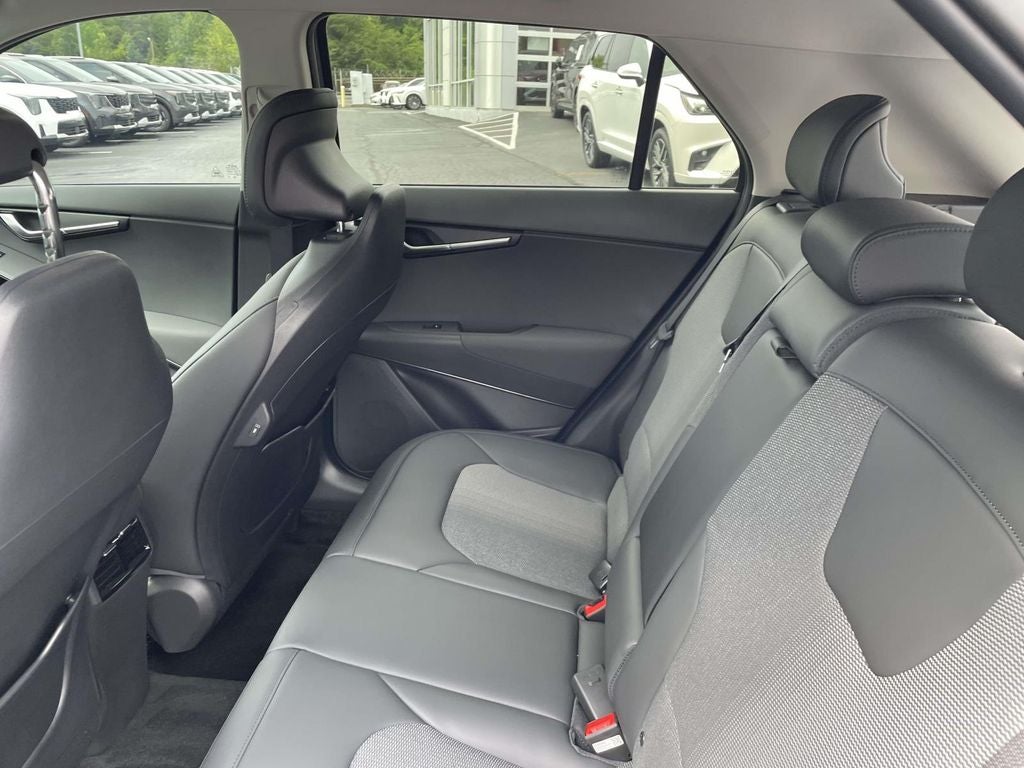 2026 Kia Niro EX