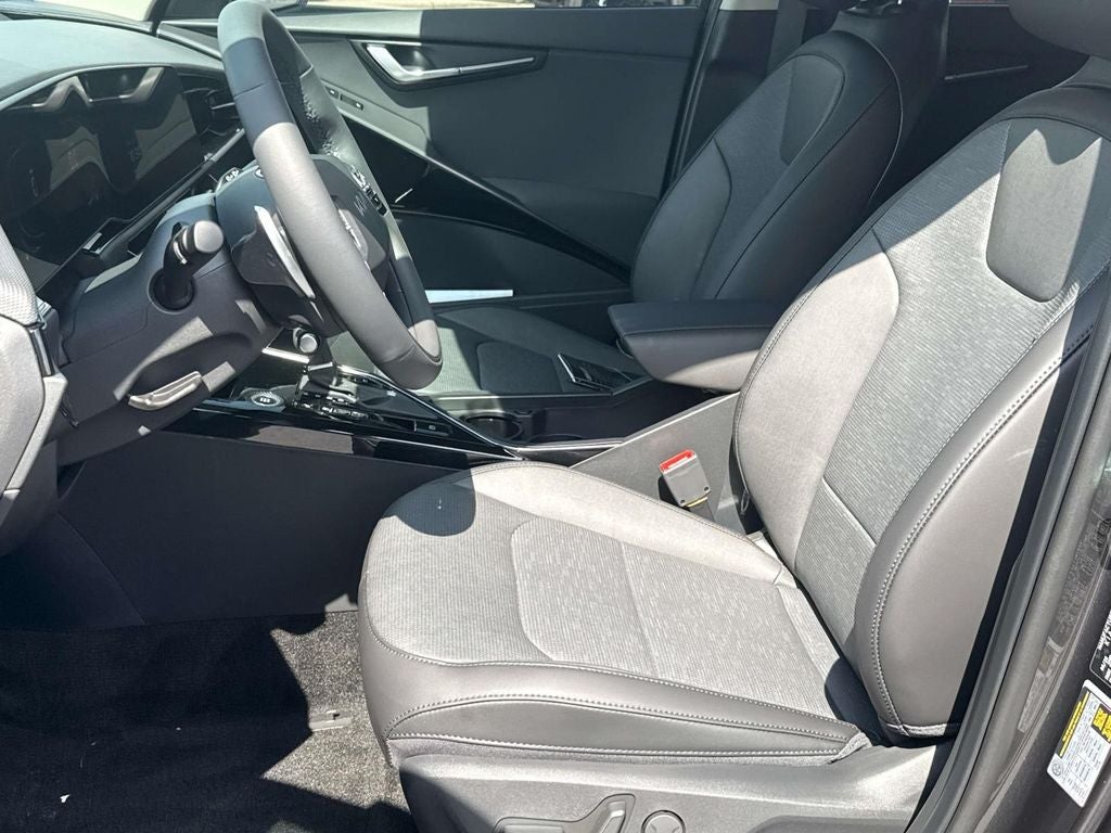 2026 Kia Niro SX