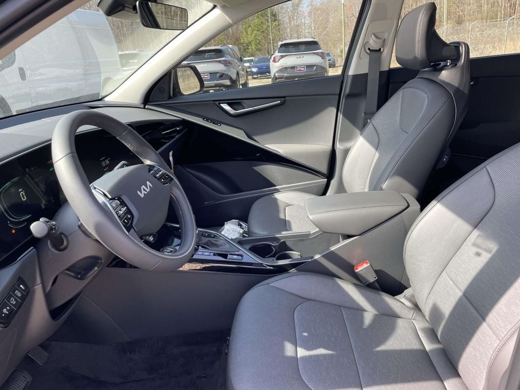 2026 Kia Niro SX