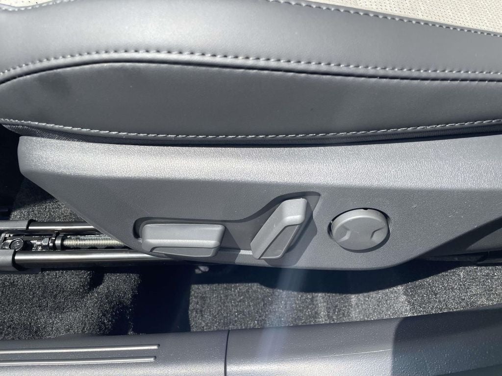 2026 Kia Niro SX