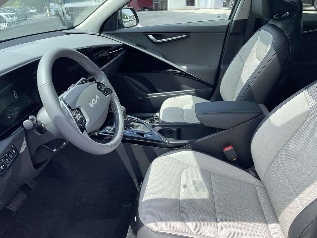 2026 Kia Niro SX