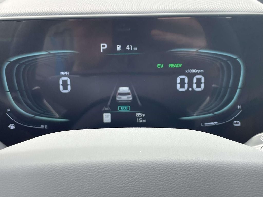 2026 Kia Niro SX