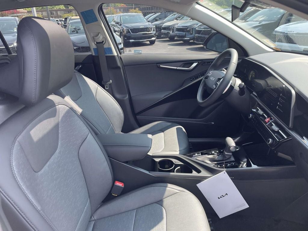 2026 Kia Niro SX