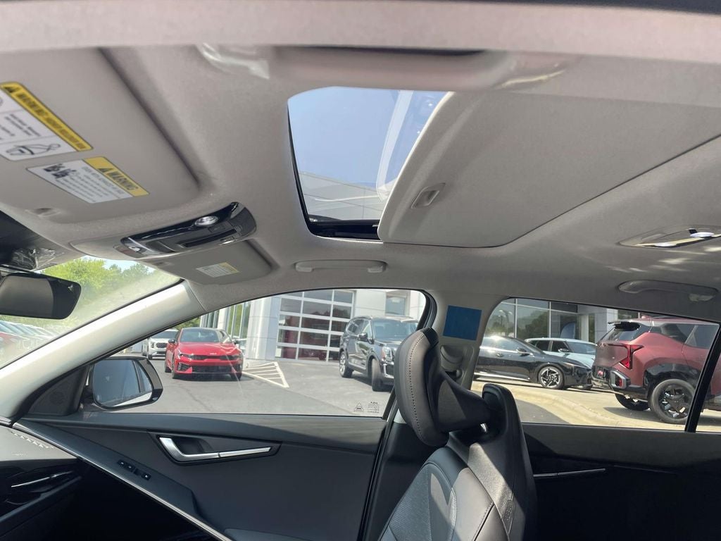 2026 Kia Niro SX