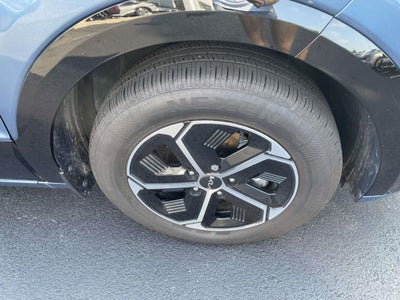 2025 Kia Niro SX