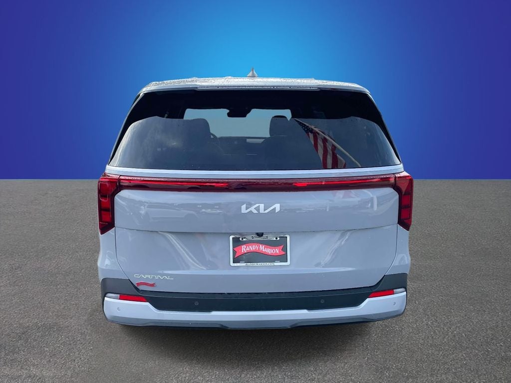 2027 Kia Carnival LXS