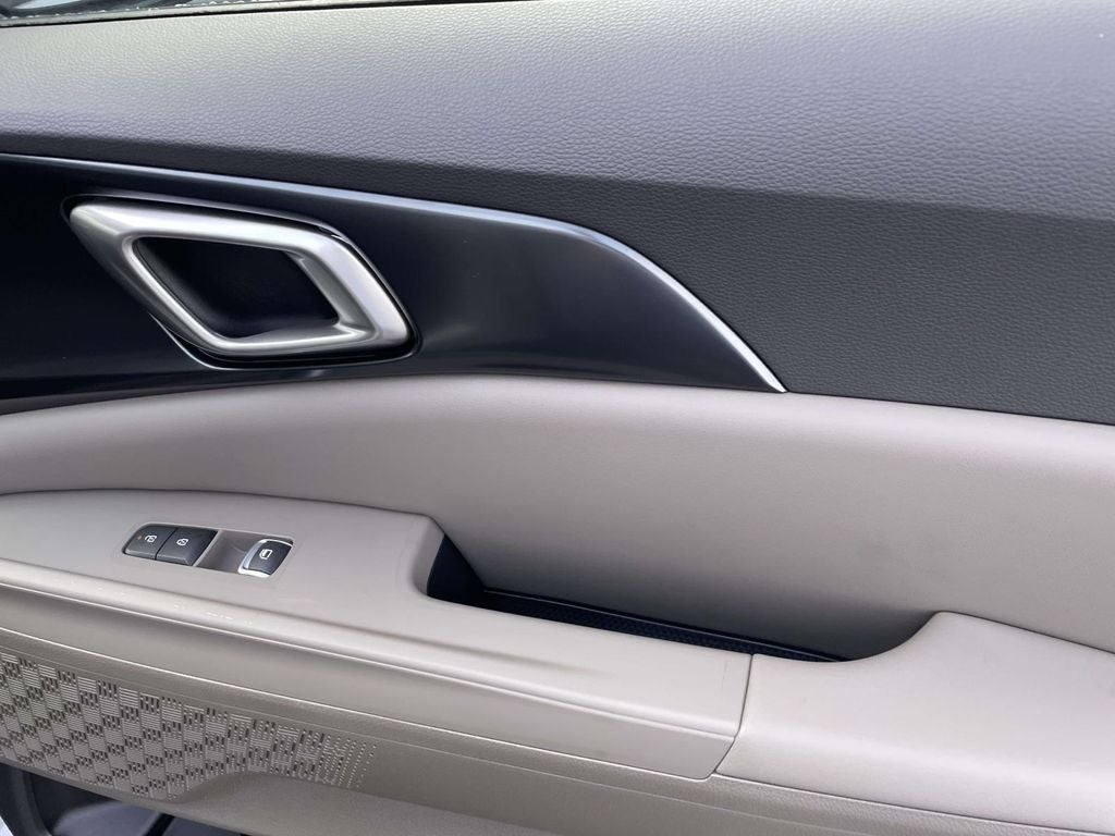 2027 Kia Carnival LXS