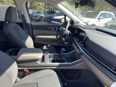 2027 Kia Carnival LX