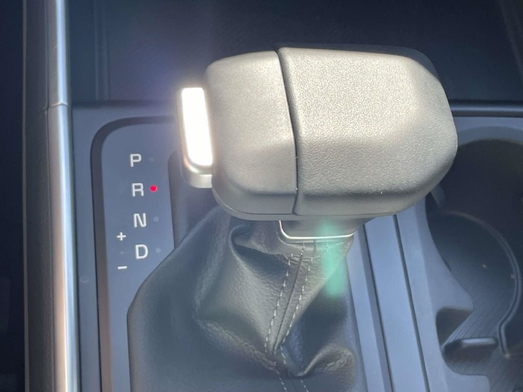 2027 Kia Carnival LX