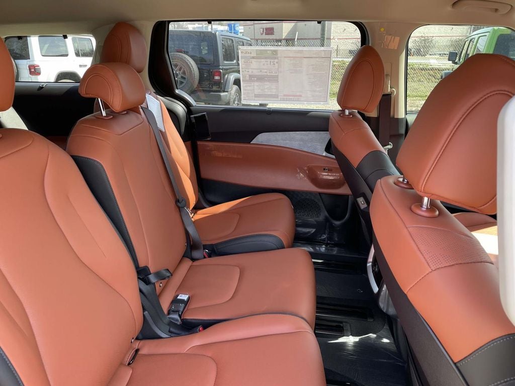 2026 Kia Carnival EX