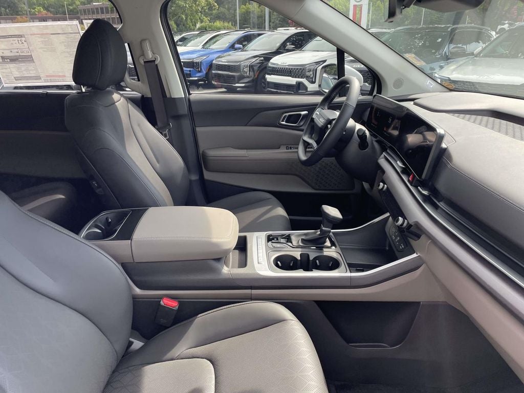 2027 Kia Carnival EX