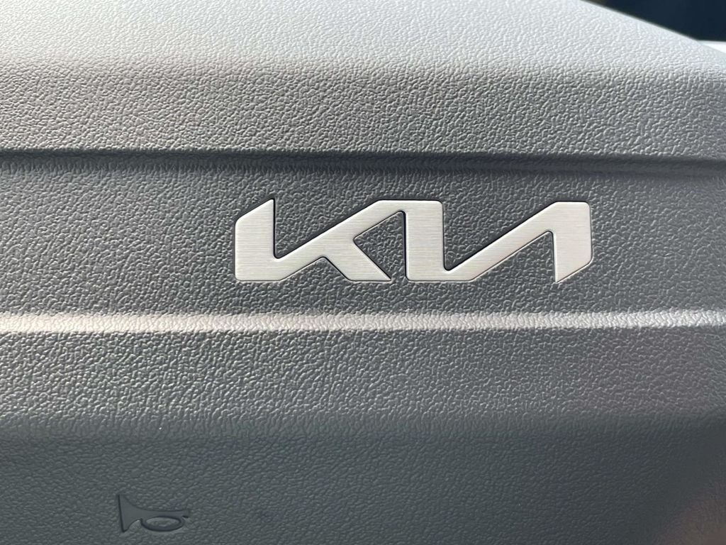 2027 Kia Carnival EX