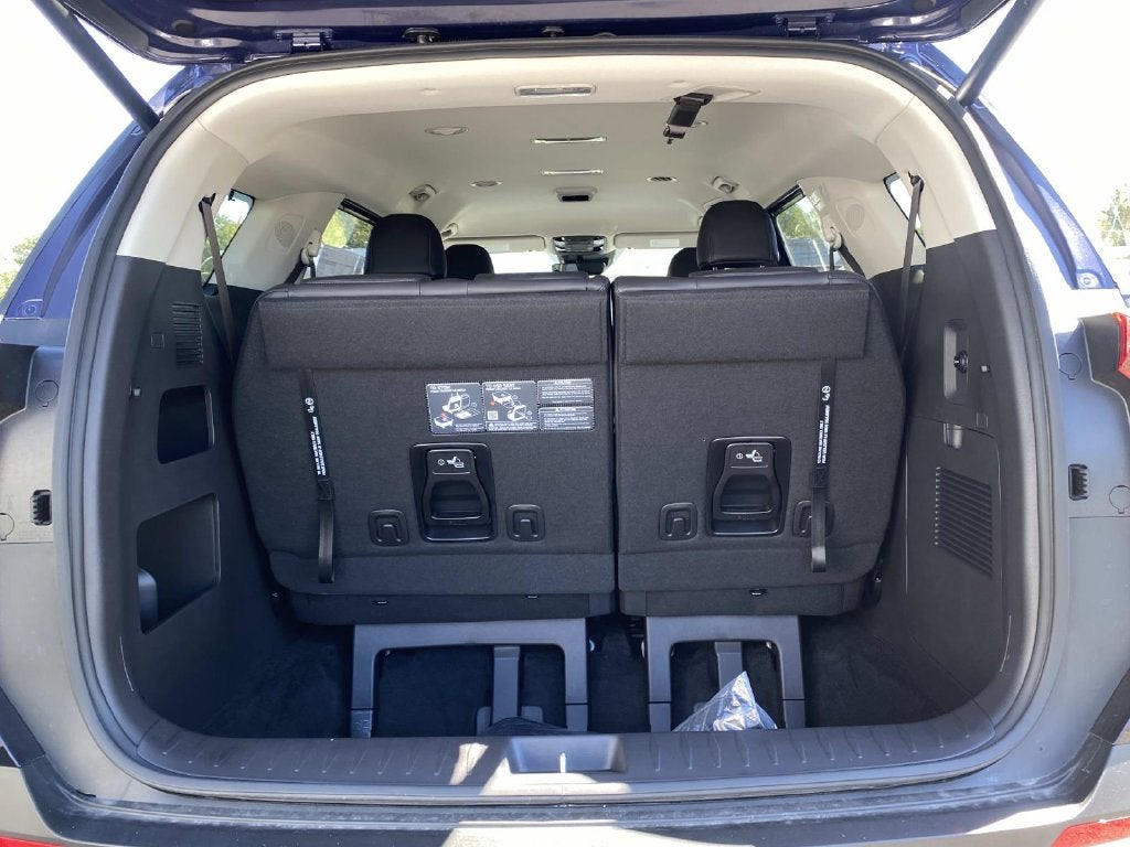 2027 Kia Carnival EX