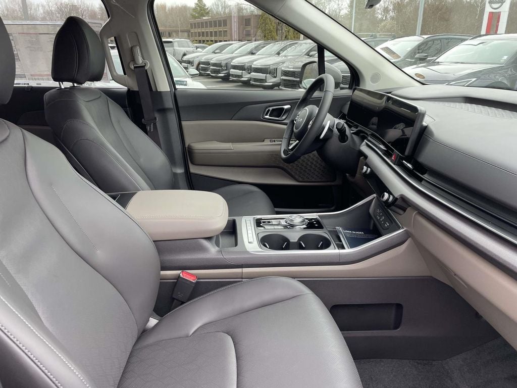 2026 Kia Carnival Hybrid EX