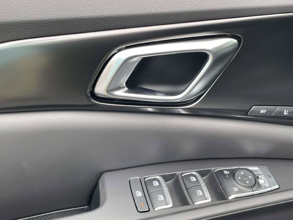 2027 Kia Carnival Hybrid EX