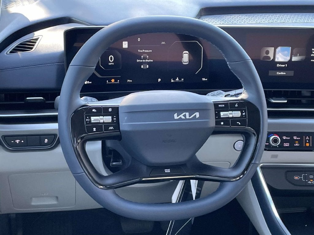 2027 Kia Carnival SX