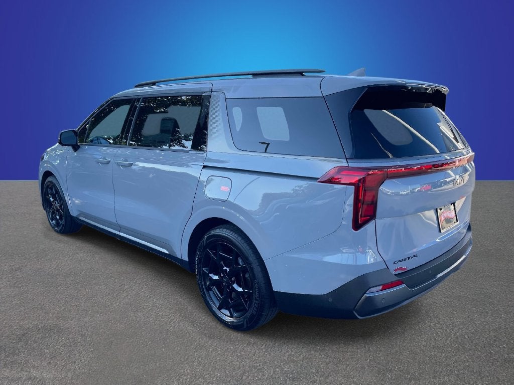 2027 Kia Carnival SX