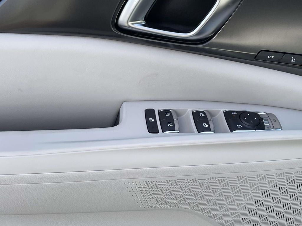 2027 Kia Carnival SX Prestige