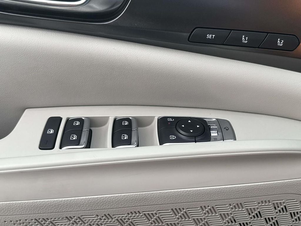 2025 Kia Carnival Hybrid SX