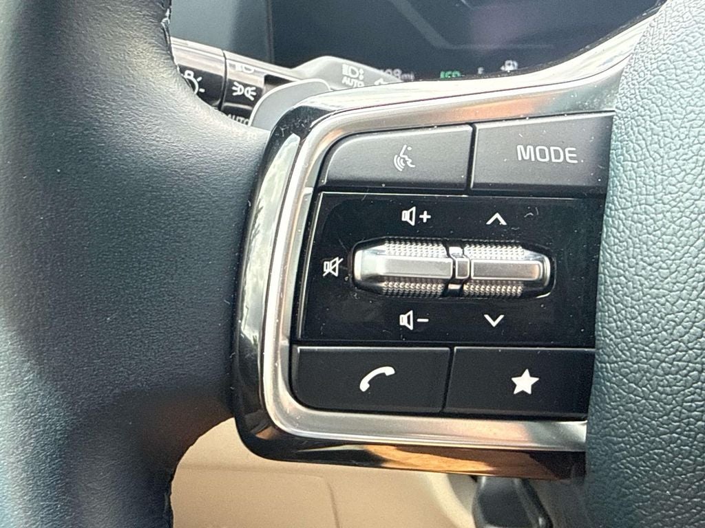 2025 Kia Carnival Hybrid SX