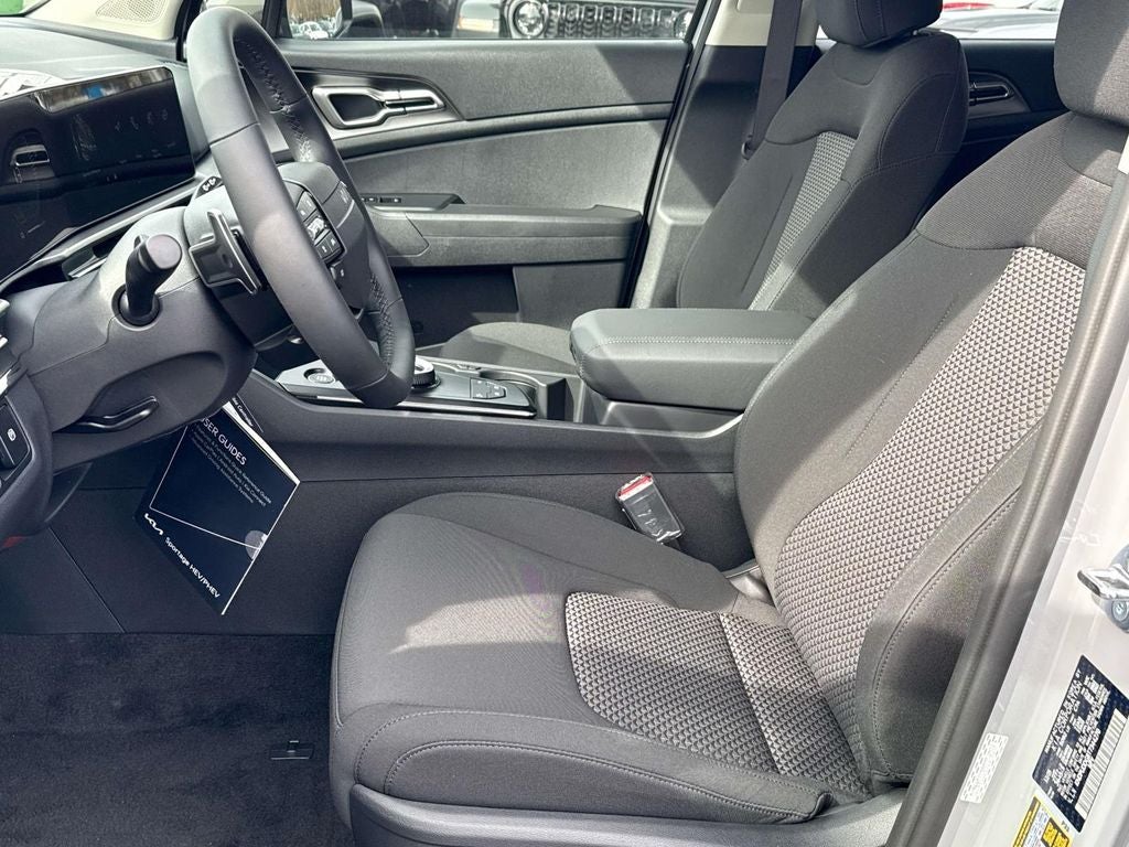 2026 Kia Sportage Hybrid S