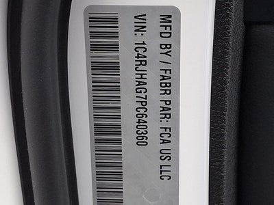 2023 Jeep Grand Cherokee Laredo