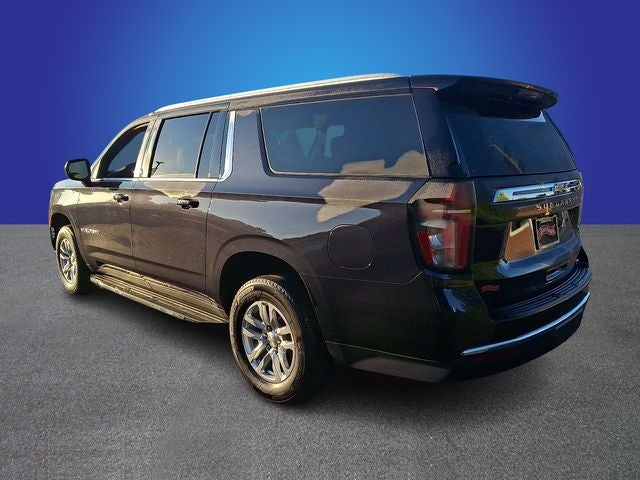 2024 Chevrolet Suburban LT