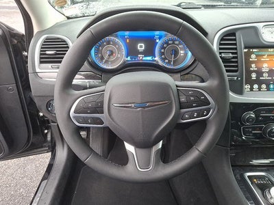 2023 Chrysler 300 Touring