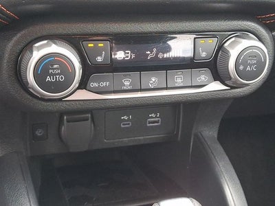 2024 Nissan Versa 1.6 SR