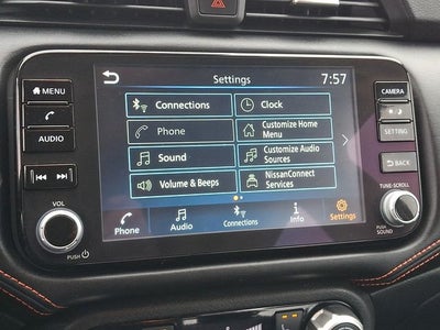 2024 Nissan Versa 1.6 SR