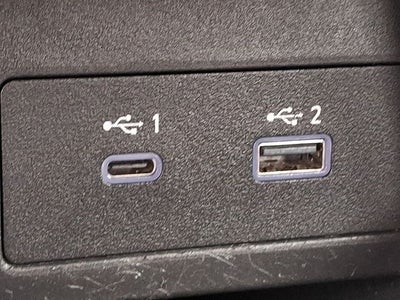 2024 Nissan Versa 1.6 SR