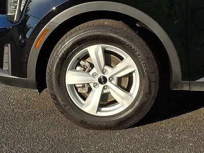 2025 Kia Sorento LX