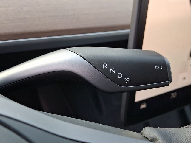 2024 Tesla Model Y Performance