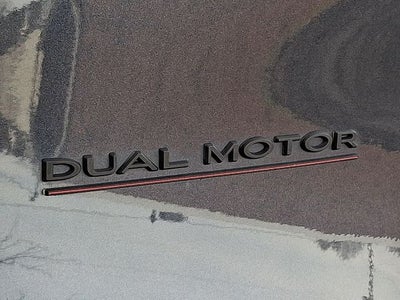 2024 Tesla Model Y Performance