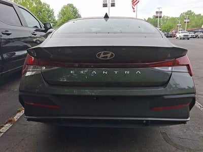 2024 Hyundai Elantra SEL
