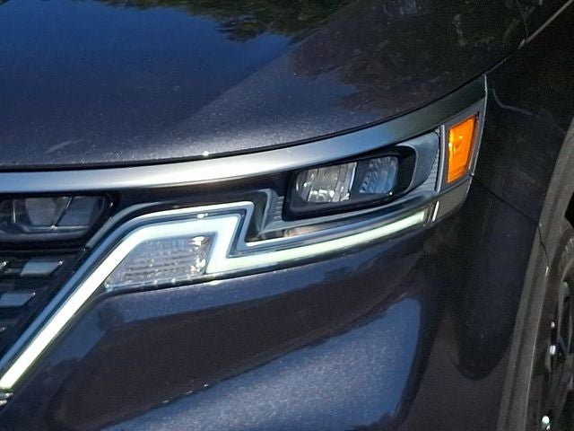 2023 Kia Carnival SX