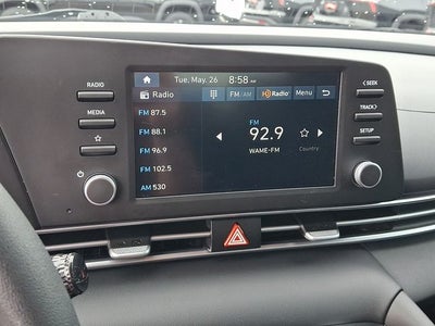 2025 Hyundai Elantra SE