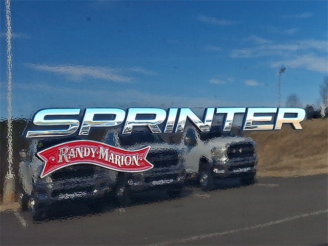 2022 Mercedes-Benz Sprinter 2500 Passenger 144 WB