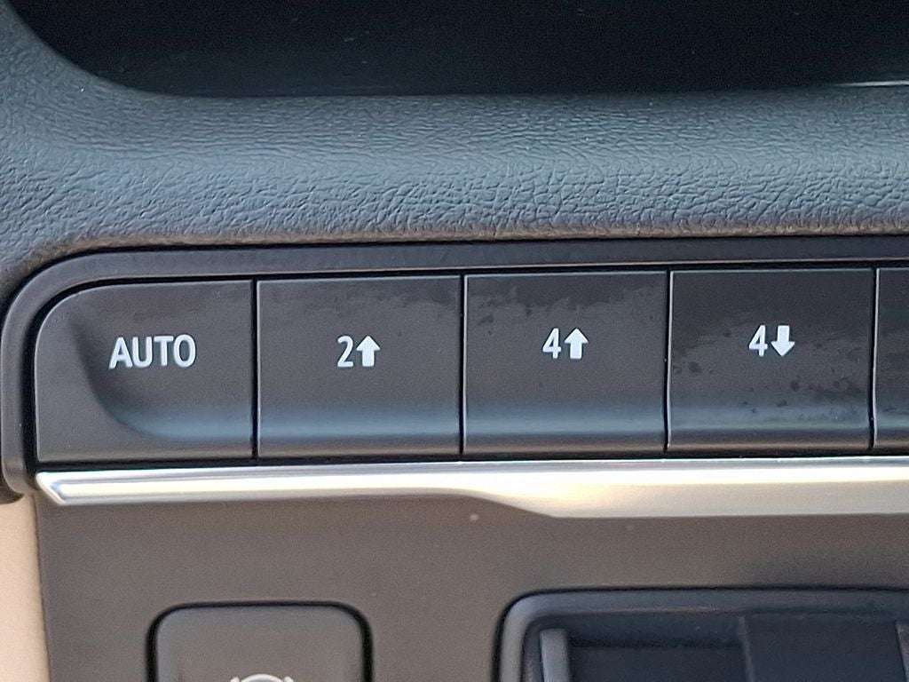 2024 Cadillac Escalade ESV Premium