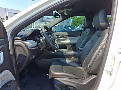 2023 Jeep Compass Latitude Lux