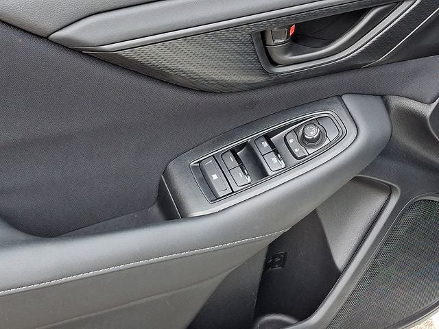 2025 Subaru Legacy Base